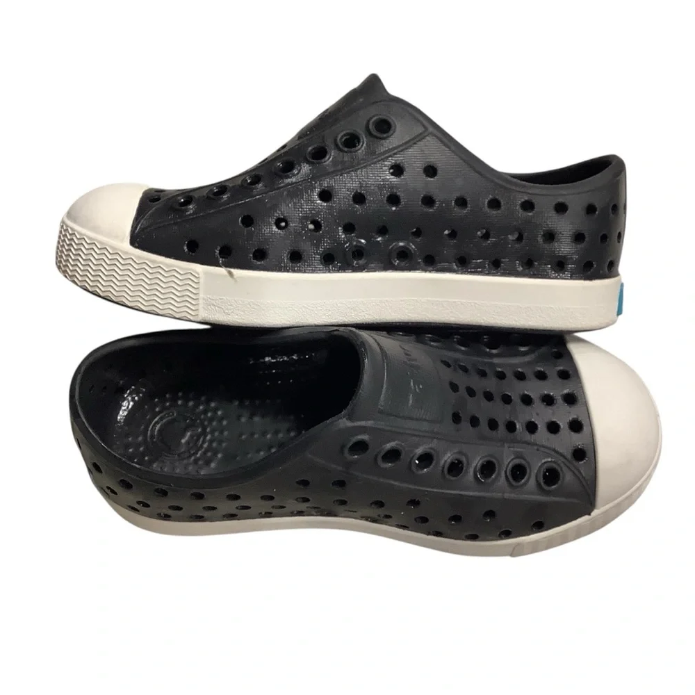 Nordstrom Native Jefferson Slip-On Sneaker. White Perforated Children’s Size C8
